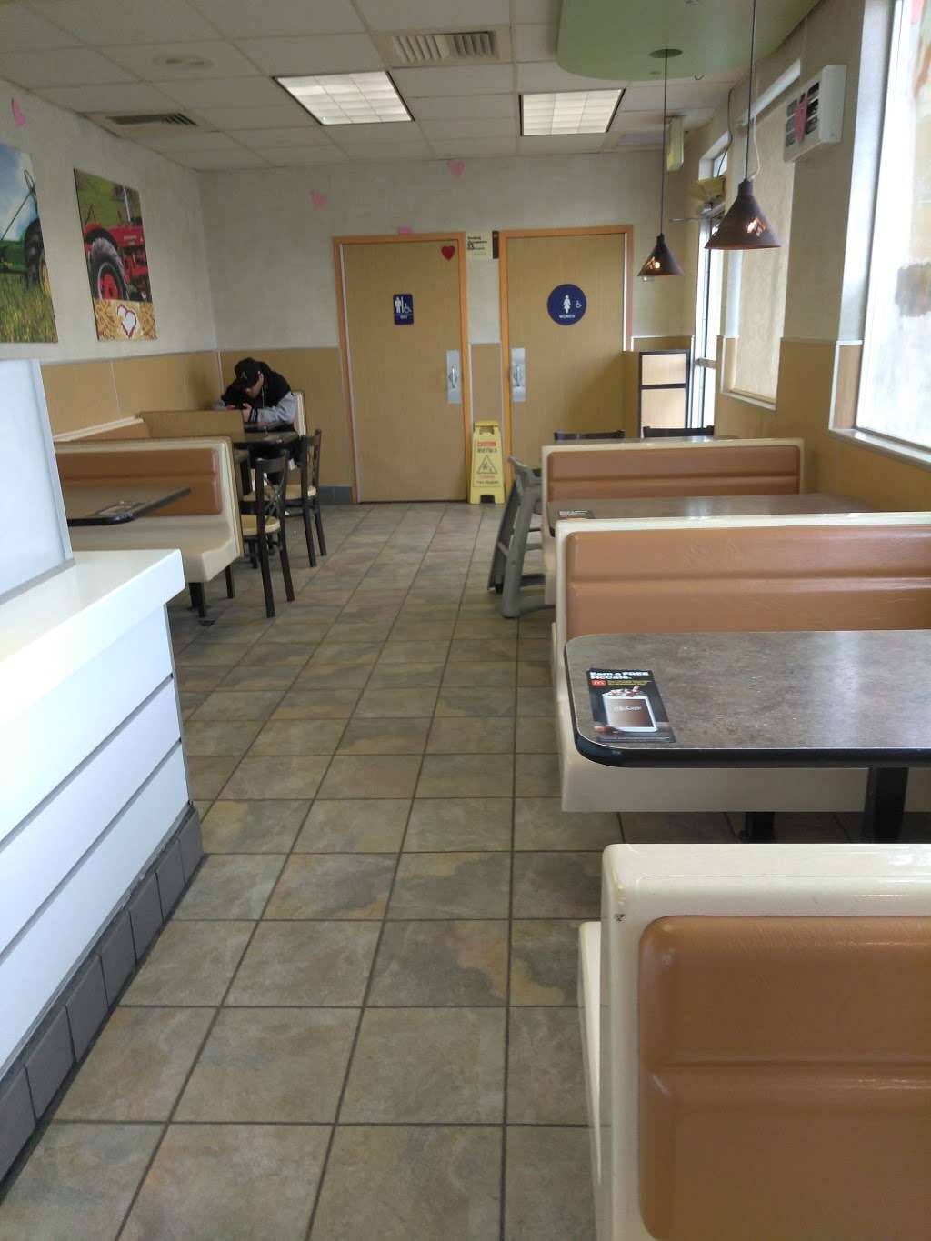 McDonalds | 798 Bear Mountain Blvd, Arvin, CA 93203, USA | Phone: (661) 854-7512