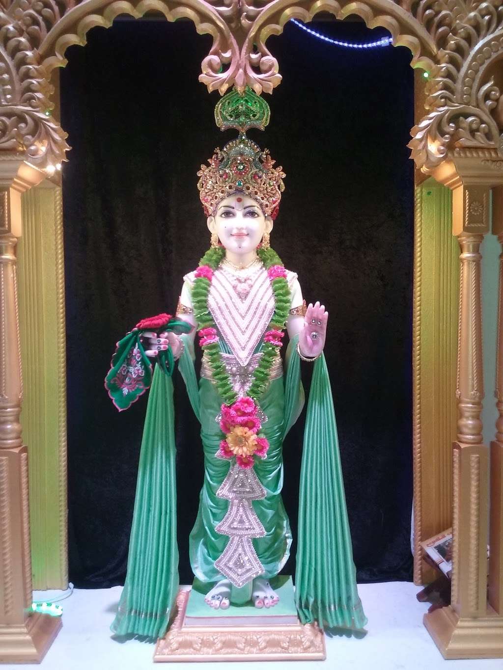 BAPS Shri Swaminarayan Mandir | 4320 Ammendale Rd, Beltsville, MD 20705, USA | Phone: (301) 931-3135