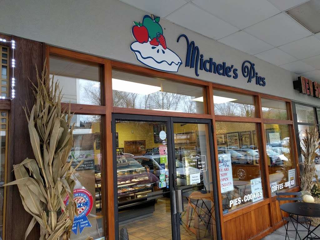 Micheles Pies | 666 Main Ave #9, Town Line Center, Norwalk, CT 06851 | Phone: (203) 354-7144