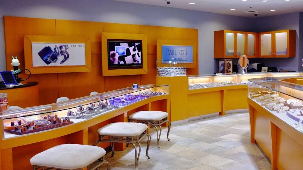 Bella Cosa Jewelers | 7163 South Kingery Hwy, Willowbrook, IL 60527 | Phone: (630) 455-1234