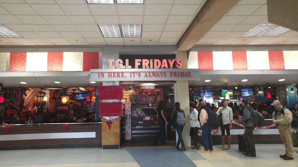 TGI Fridays | Dallas-Fort Worth, Intl Airport, Terminal C, Gate 30, Dallas, TX 75261, USA | Phone: (972) 574-0420