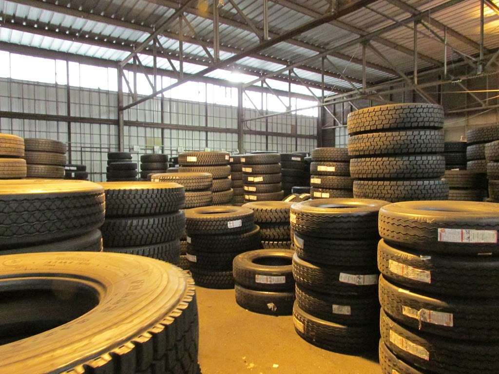 McCarthy Tire Service | 3 Nealy Blvd, Trainer, PA 19061, USA | Phone: (610) 461-3442