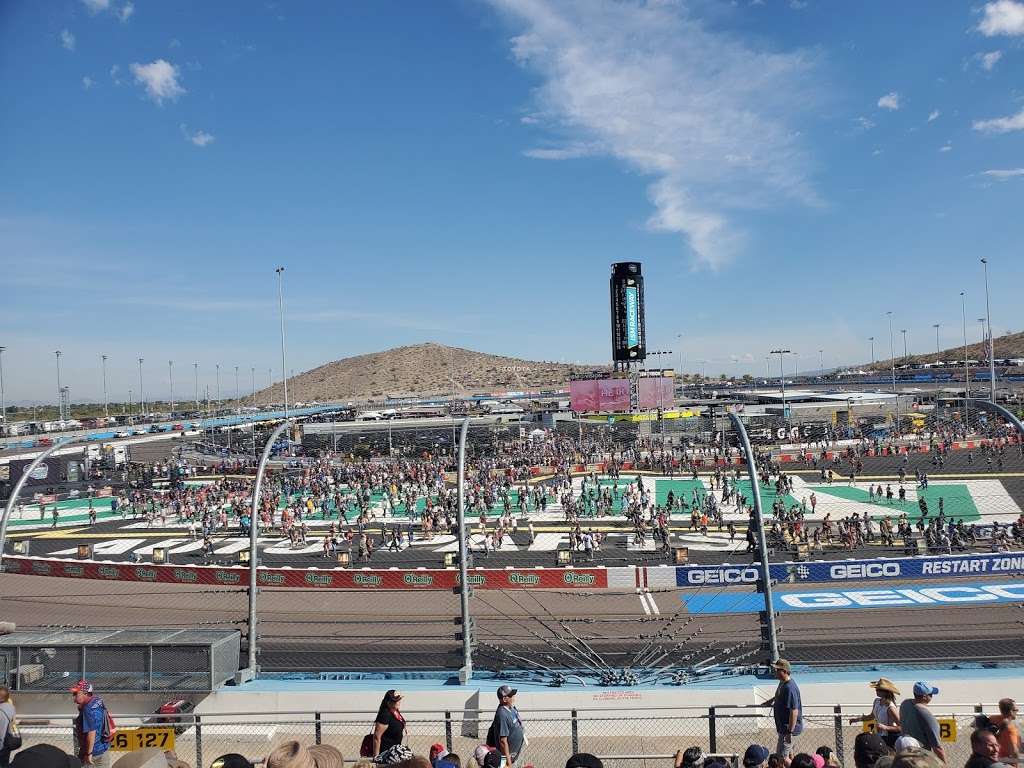 NASCAR Racing Experience and Richard Petty Driving Experience | 7602 S 115th Dr, Avondale, AZ 85323, USA | Phone: (800) 237-3889