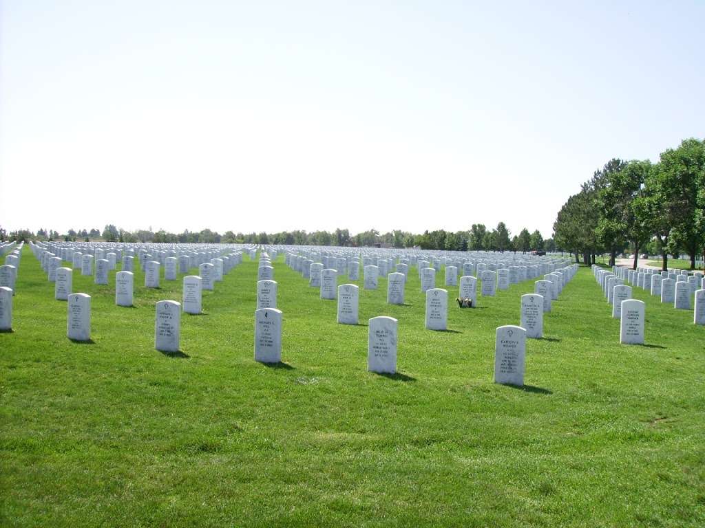 Fort Logan National Cemetery | 4400 W Kenyon Ave, Denver, CO 80236, USA | Phone: (303) 761-0117