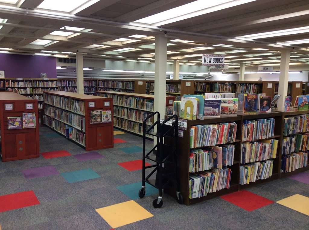 Morton Grove Public Library | 6140 Lincoln Ave, Morton Grove, IL 60053 | Phone: (847) 965-4220