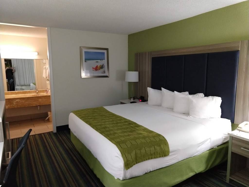 Ramada by Wyndham Fort Lauderdale Airport/Cruise Port | W SR 84, 2275 Marina Mile Blvd, Fort Lauderdale, FL 33312, USA | Phone: (954) 271-1787