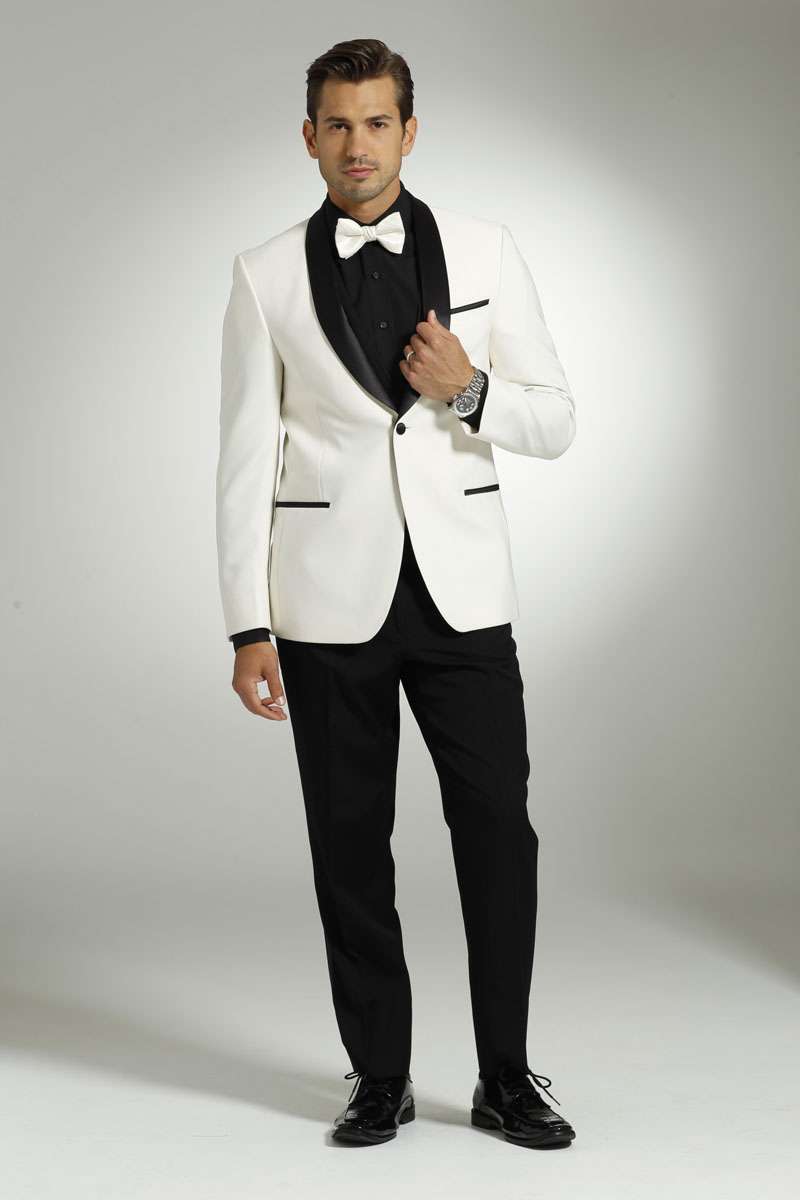 Michaels Tuxedos by Dante Zeller | 4 NY-59, Nanuet, NY 10954 | Phone: (845) 623-7744