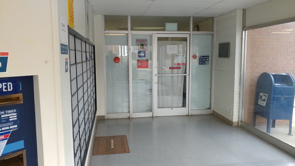 United States Postal Service | 206 E 1st St, Lowell, NC 28098, USA | Phone: (800) 275-8777