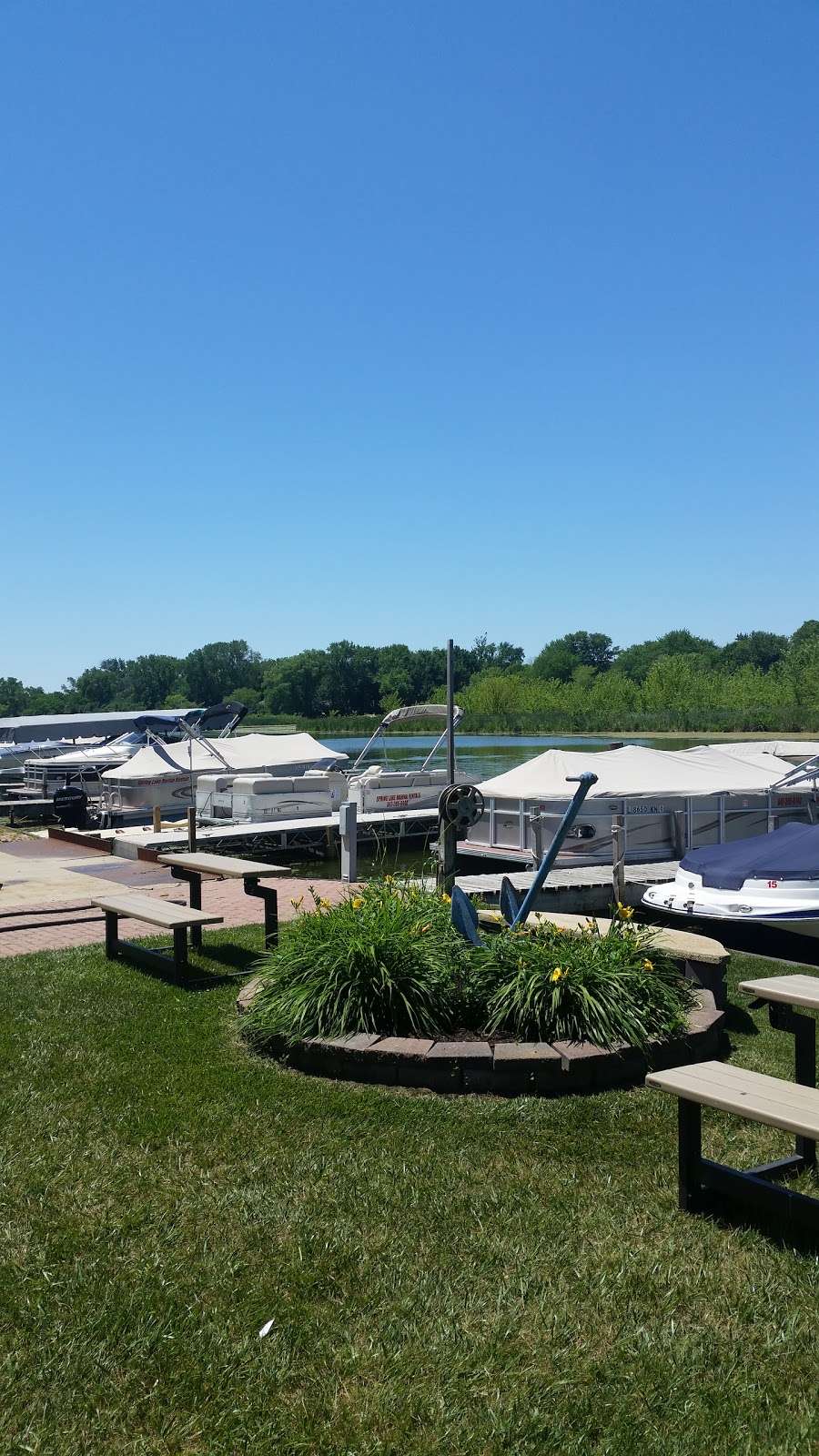 Spring Lake Marina | 25125 W Grass Lake Rd, Antioch, IL 60002, USA | Phone: (847) 395-6440