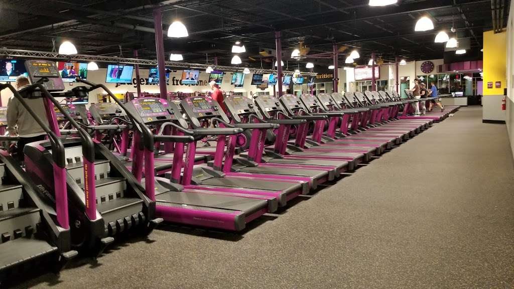 Planet Fitness | 23415 Three Notch Rd, California, MD 20619, USA | Phone: (301) 247-7309