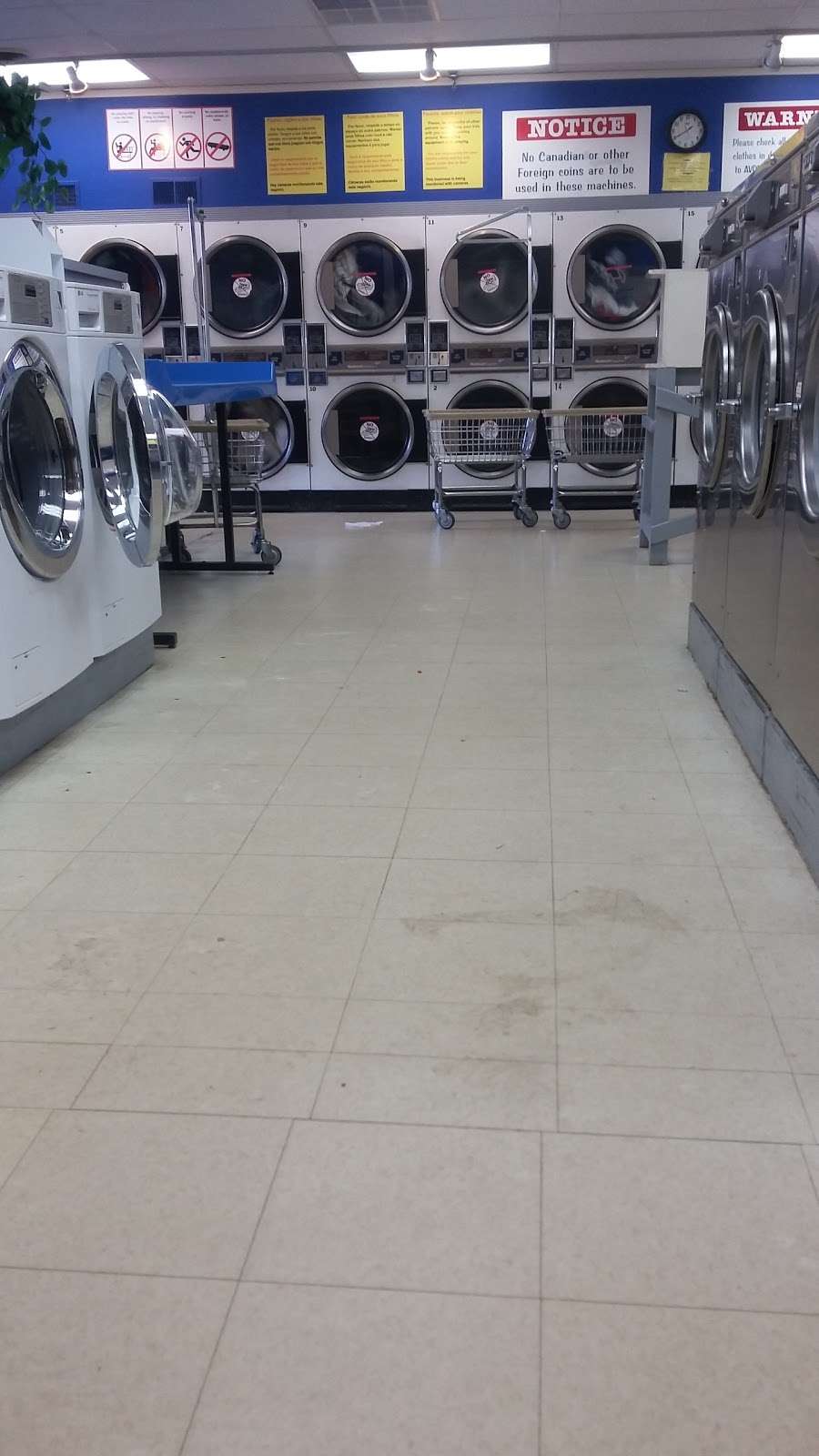 Longfellow Plaza Laundromat | 449 Boston Post Rd E, Marlborough, MA 01752 | Phone: (508) 624-5588