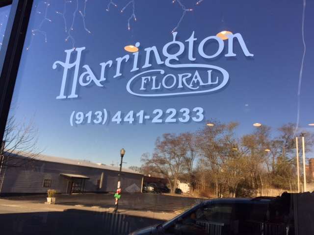 Harrington Floral | 220 Oak St, Bonner Springs, KS 66012, USA | Phone: (913) 441-2233