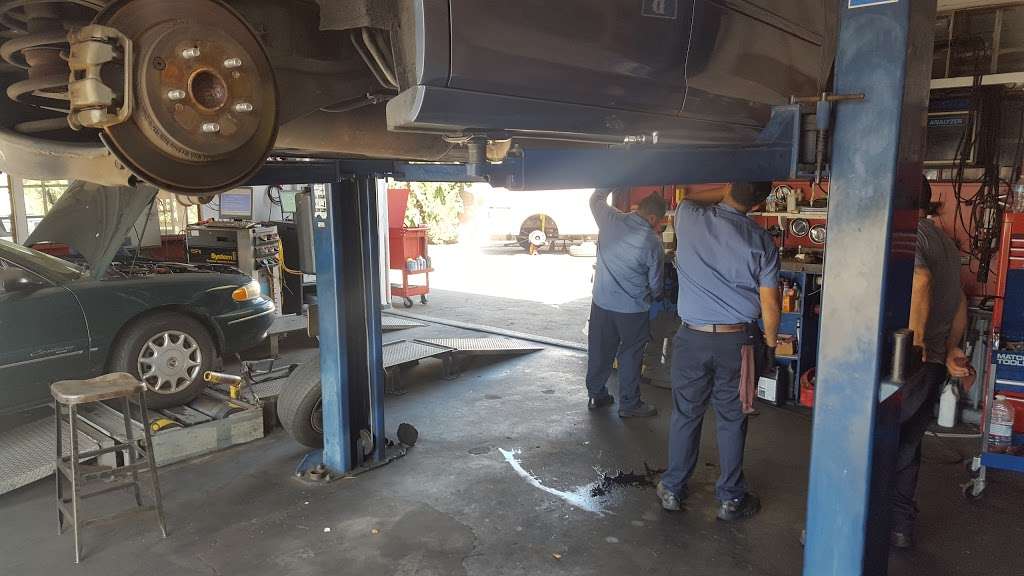 Jimmys Auto Service & Smog | 12961 Lakewood Blvd, Downey, CA 90242, USA | Phone: (562) 923-8610