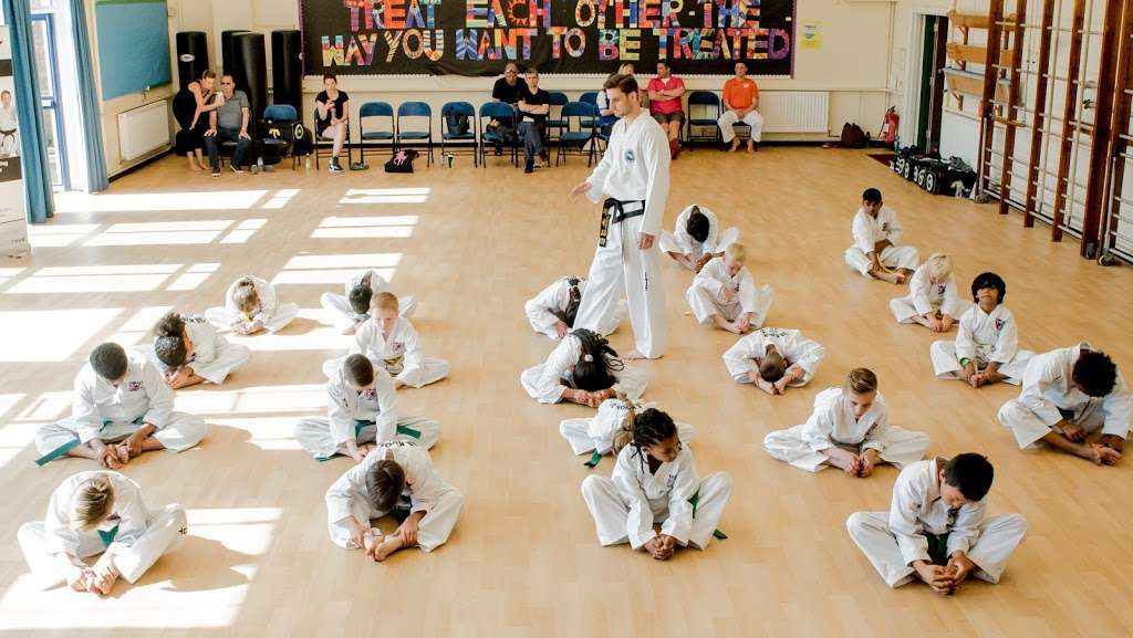 London TKD | London TKD, de Stafford Sports Centre, Burntwood Ln, Caterham CR3 5YX, UK | Phone: 07553 065214