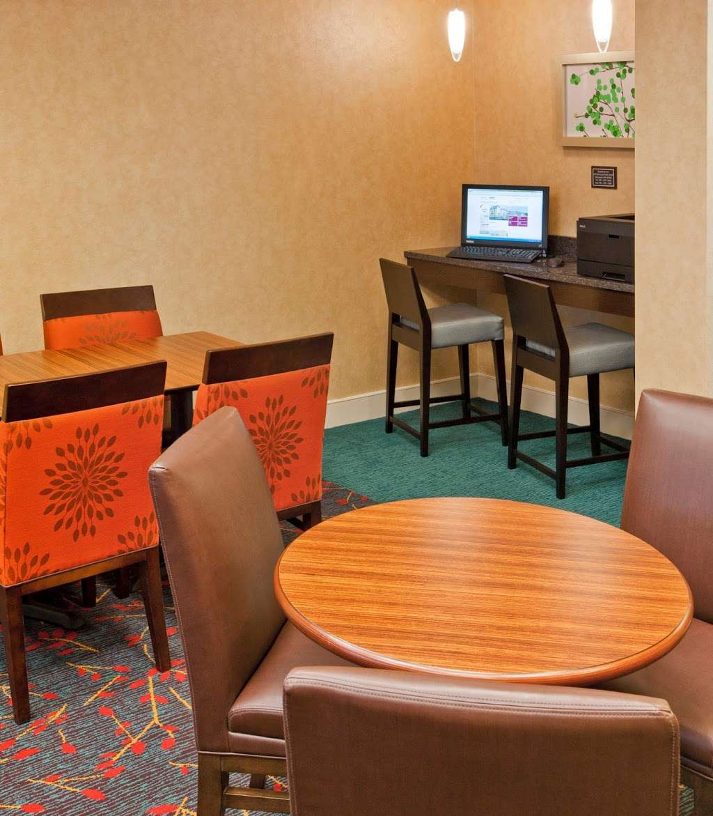 Residence Inn by Marriott Boston Norwood/Canton | 275 Norwood Park S, Norwood, MA 02062, USA | Phone: (781) 278-9595