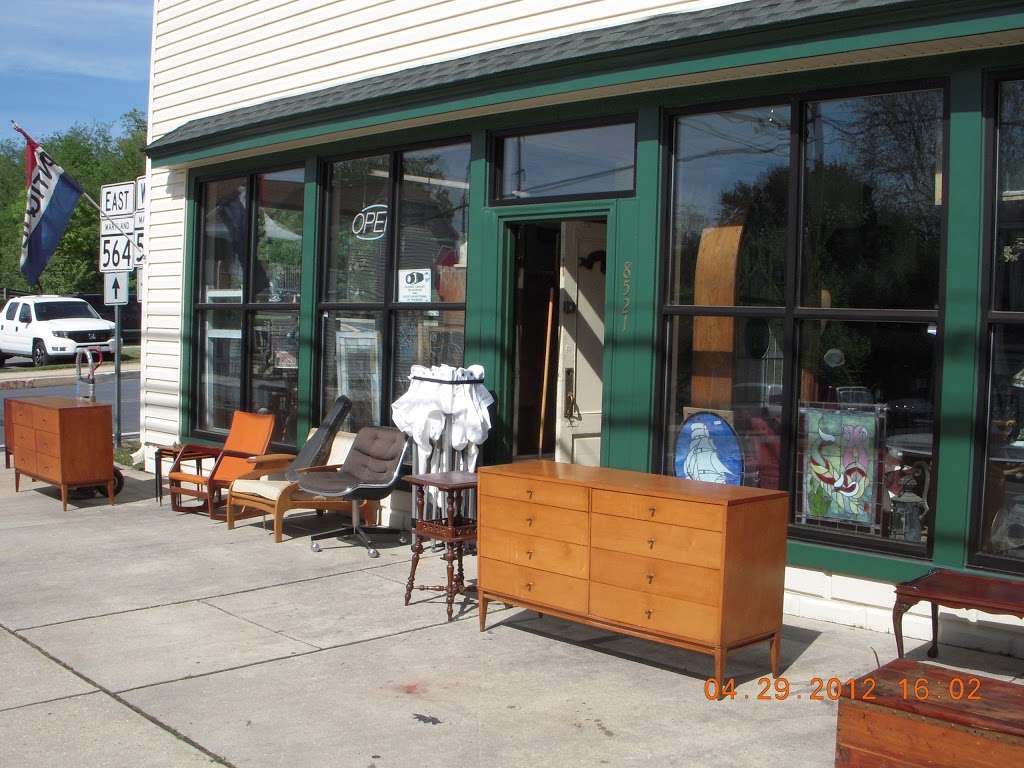 Christophers Antiques | 8521 Chestnut Ave, Bowie, MD 20715 | Phone: (301) 262-1299