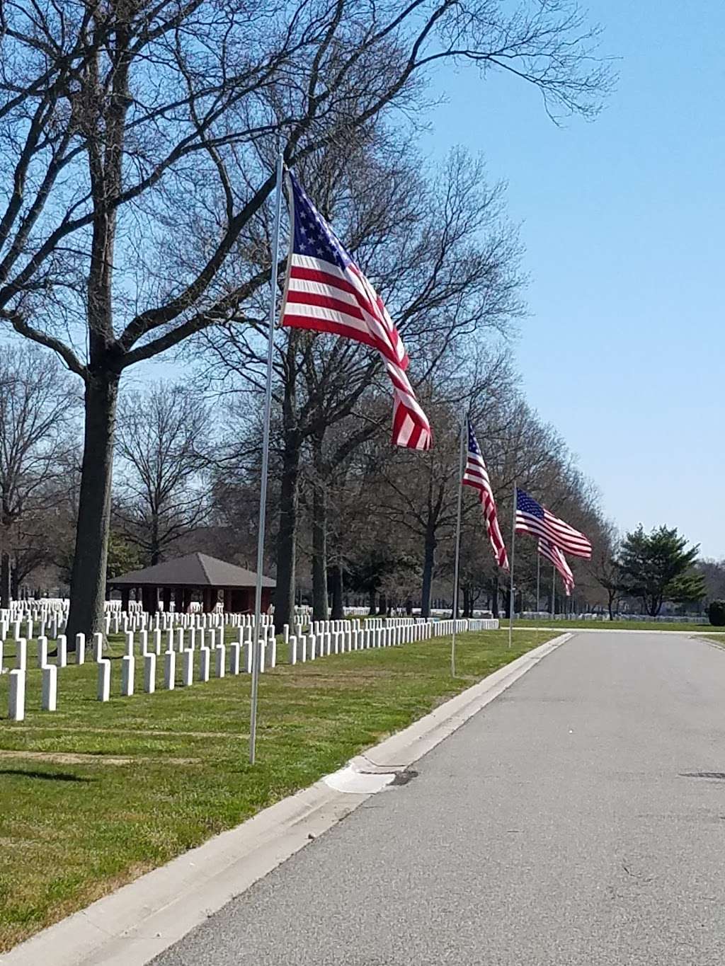 Long Island National Cemetery | 2040 Wellwood Ave, Wyandanch, NY 11798 | Phone: (631) 454-4949