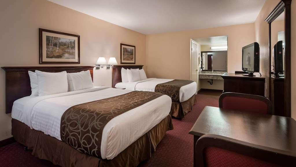 Best Western Plus Continental Inn & Suites | 855 Sandlewood, El Cajon, CA 92021, USA | Phone: (619) 442-0601