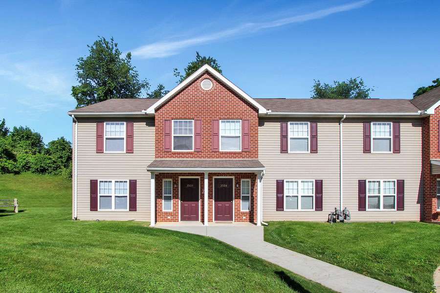 Pleasant Valley Townhomes | 3560 Pleasant Valley Rd, York, PA 17406, USA | Phone: (717) 757-6638