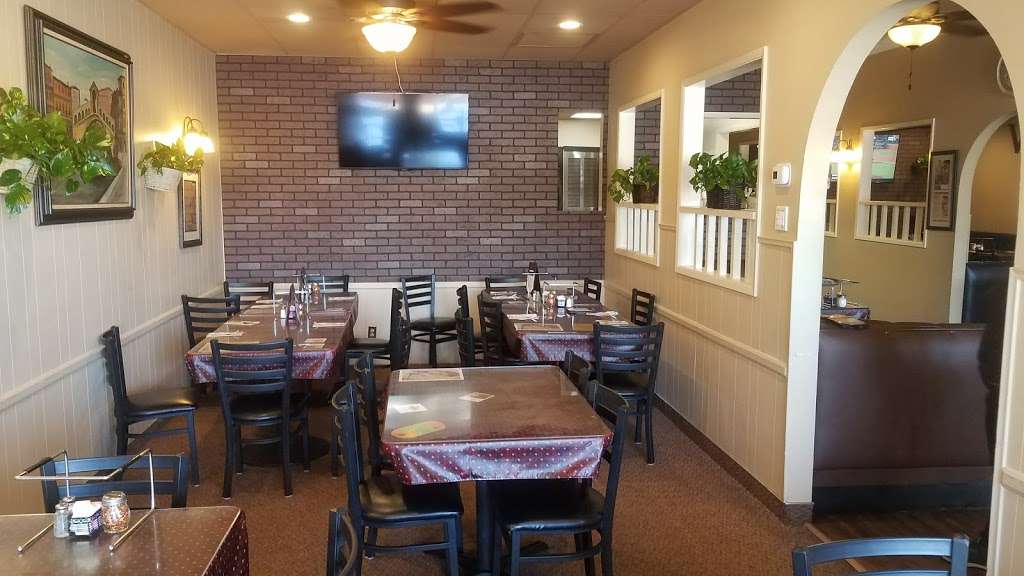 Venice Pizza House | 3333 El Cajon Blvd, San Diego, CA 92104, USA | Phone: (619) 283-2333