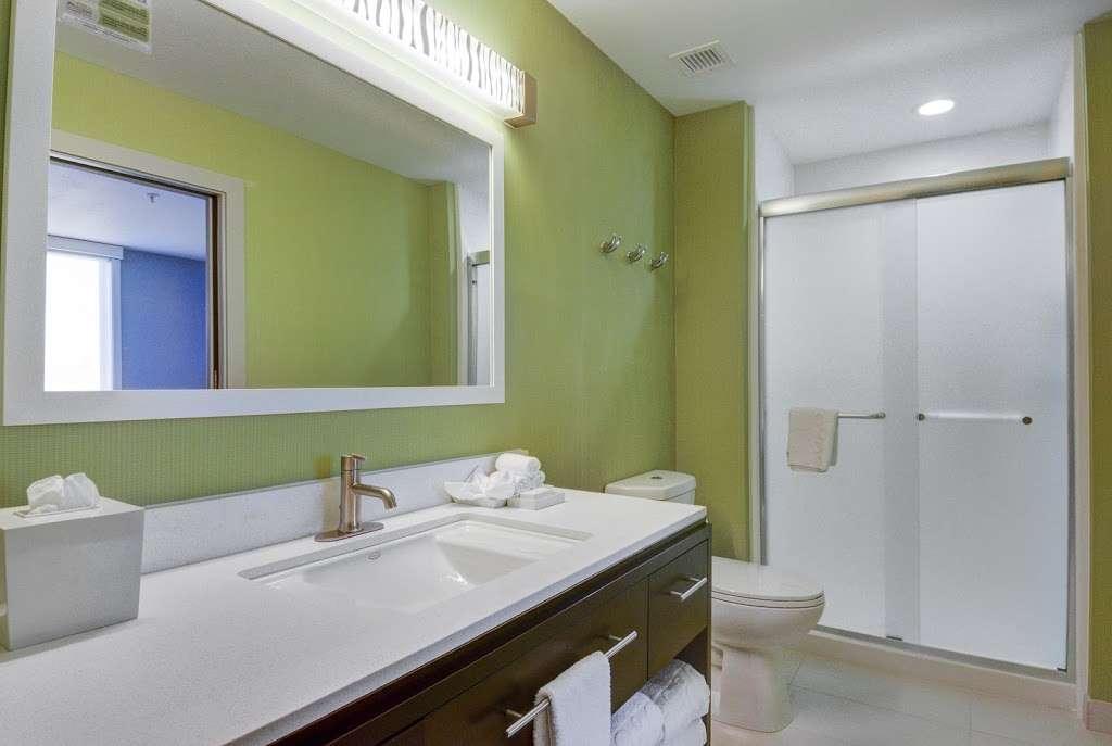 Home2 Suites by Hilton Irving/DFW Airport North | 4700 North, Plaza Dr, Irving, TX 75063 | Phone: (972) 929-5700