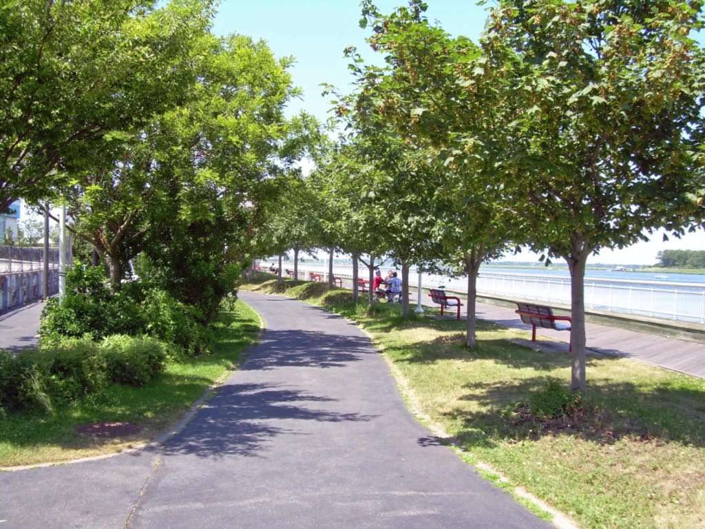 Veterans Memorial Park | 150 W Bay Dr, Long Beach, NY 11561, USA