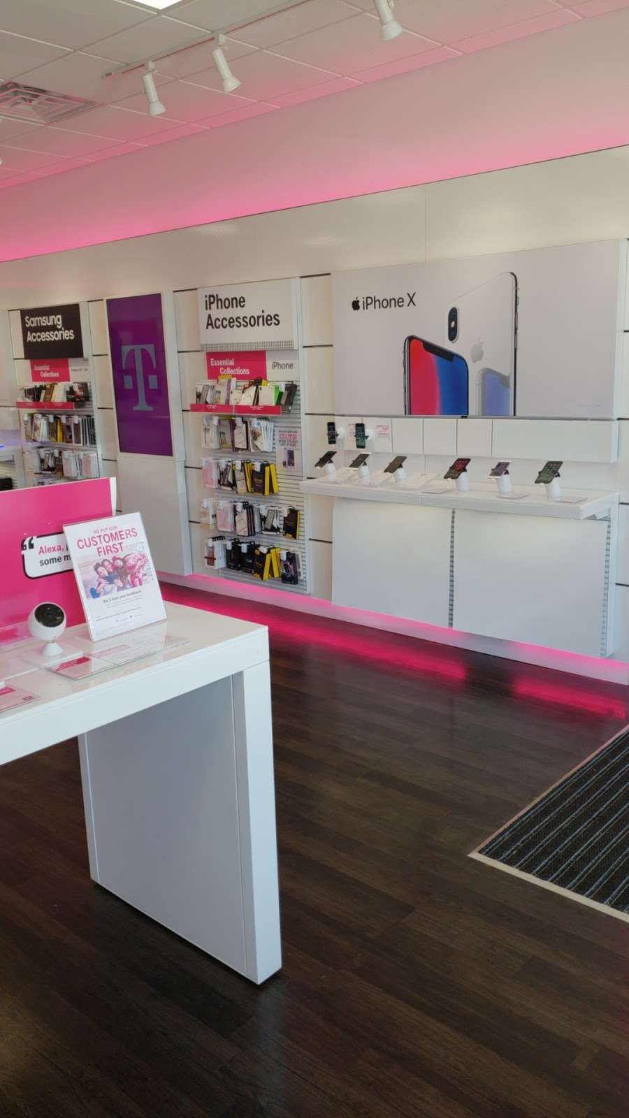 T-Mobile | 1799 Post Rd E, Westport, CT 06880 | Phone: (203) 653-8185