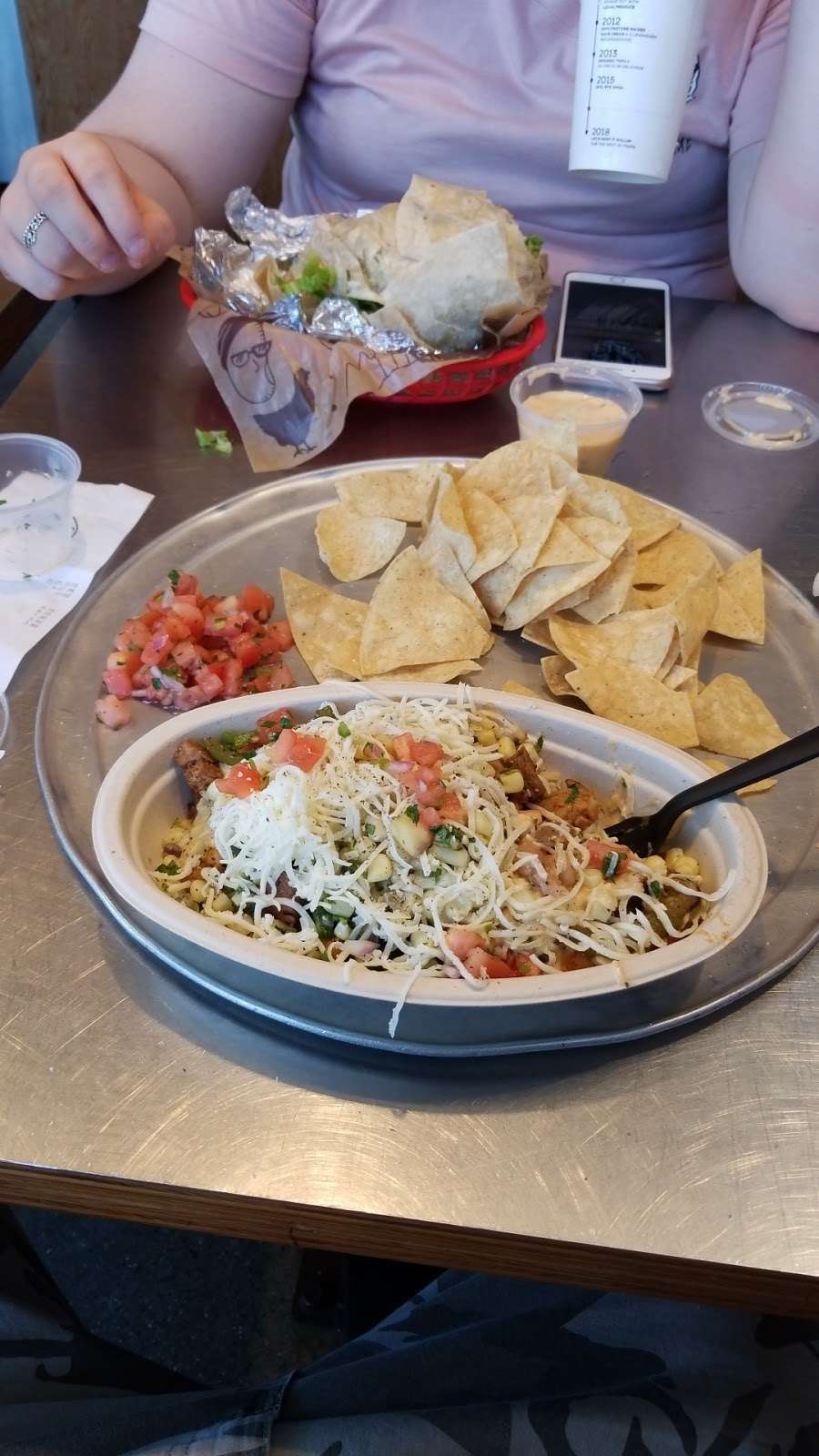 Chipotle Mexican Grill | 250 Lehigh Valley Mall, Whitehall, PA 18052 | Phone: (610) 465-9526