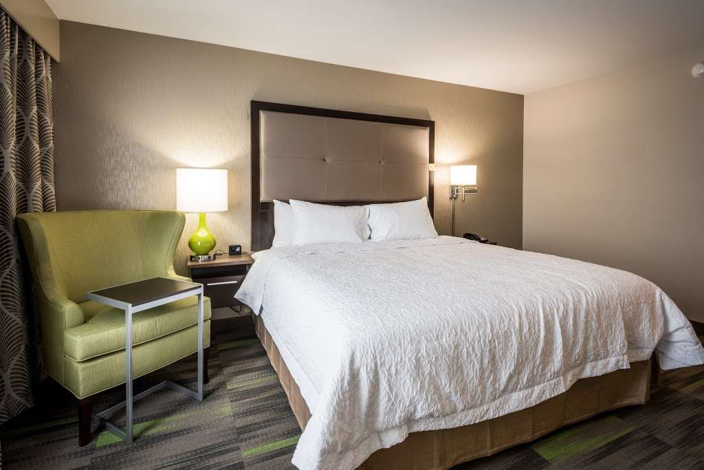 Hampton Inn & Suites Hammond | 2842 Carlson Dr, Hammond, IN 46323 | Phone: (219) 629-8720