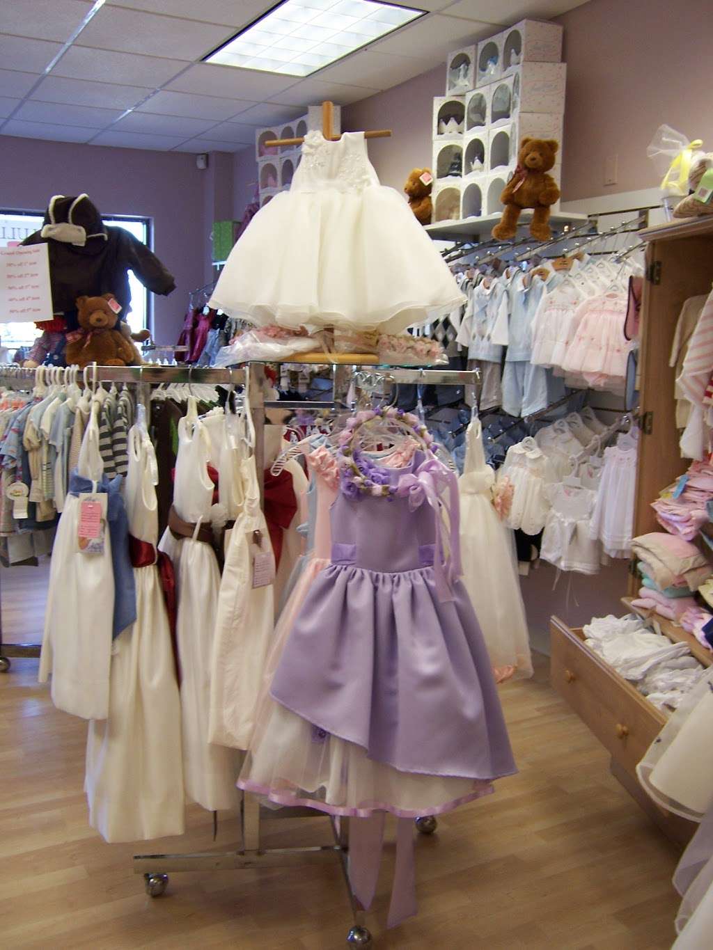 Nenes Lullaby Boutique | 110 Greentree Road D, Suite D, Turnersville, NJ 08012, USA | Phone: (856) 302-5122