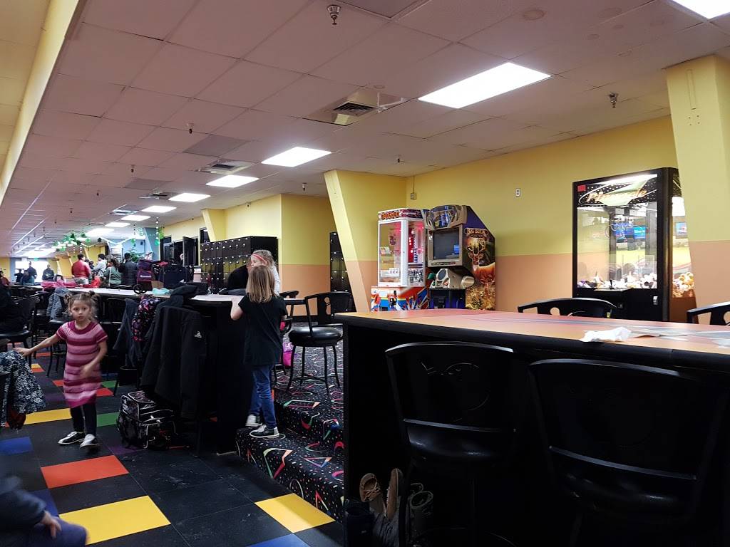 Polar Bowl | 7176 Fighter Dr, Joint Base Elmendorf-Richardson, AK 99506, USA | Phone: (907) 552-4108
