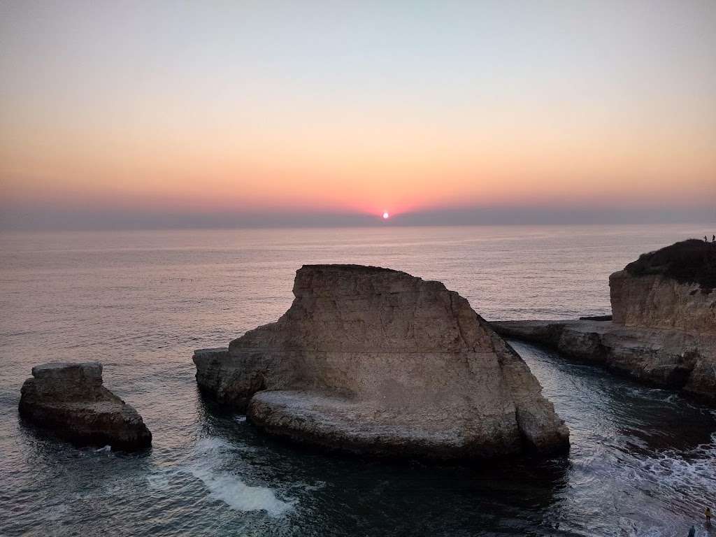 Shark Fin Cove Parking Lot | Davenport, CA 95017, USA