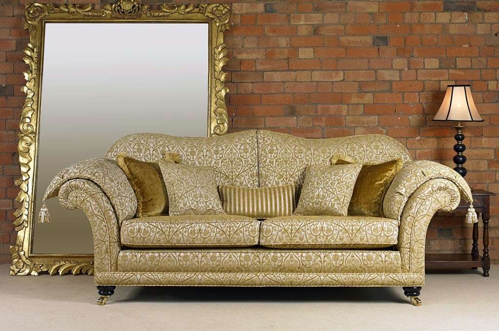 Heritage Sofas And Chairs | 8 Station Square, Orpington BR5 1NA, UK | Phone: 01689 875277