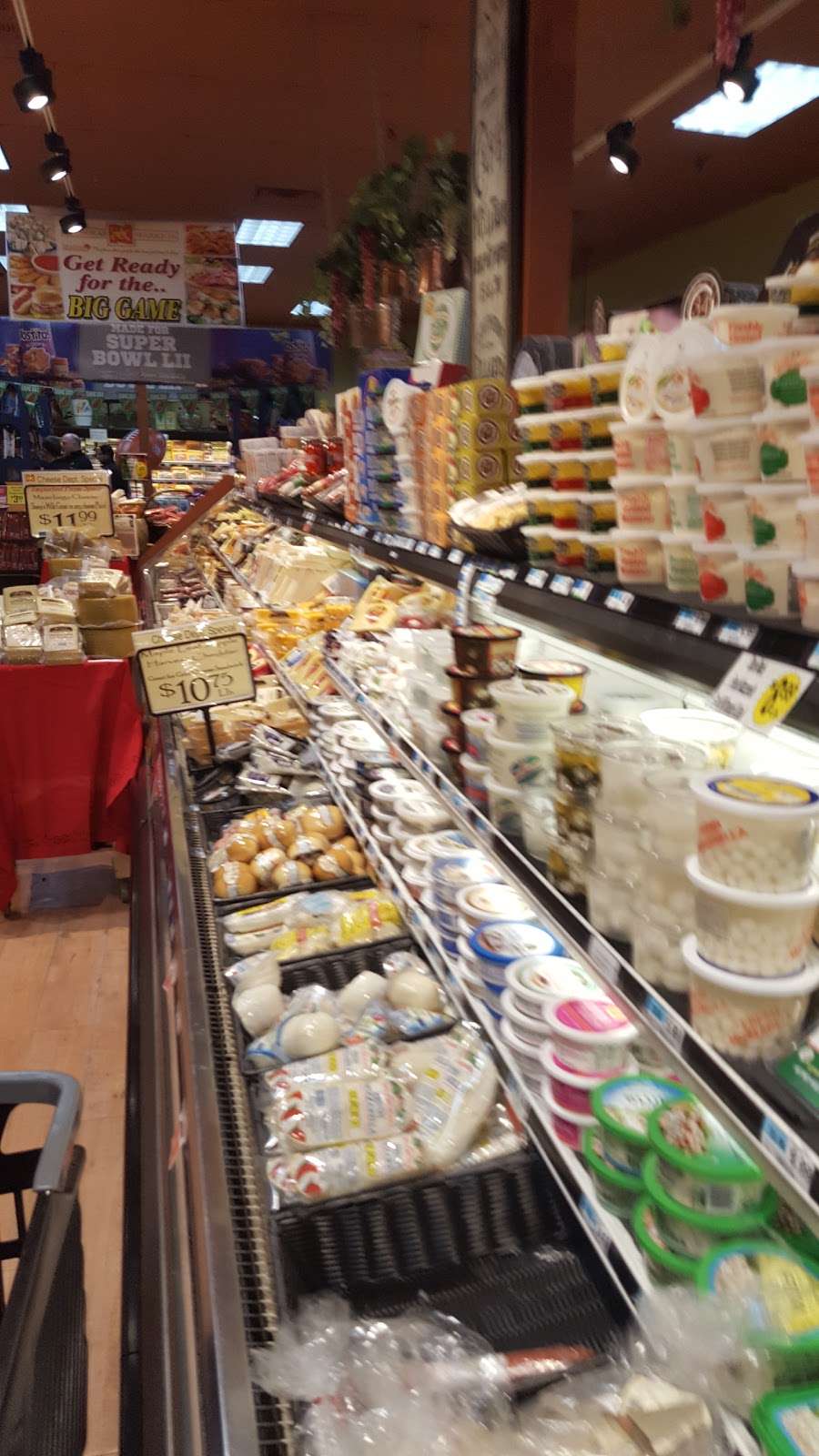 Super Foodtown of Cedar Grove | 597 Pompton Ave, Cedar Grove, NJ 07009, USA | Phone: (973) 595-0655