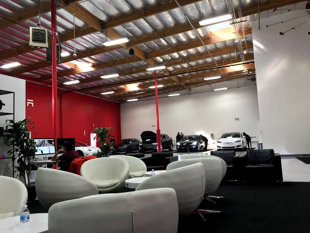 Tesla | 3140 Pullman St, Costa Mesa, CA 92626, USA | Phone: (714) 545-1800