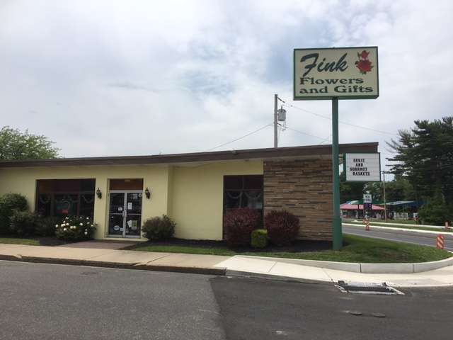 Fink Flowers, Gifts & Flower Delivery | 580 US-13, Bristol, PA 19007 | Phone: (215) 788-8494