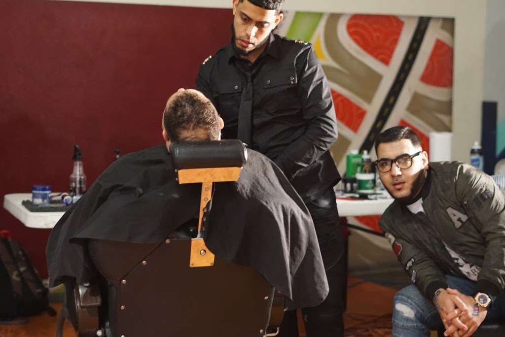 legit barbers | 8542 S Cicero Ave, Burbank, IL 60459, USA | Phone: (708) 634-7315