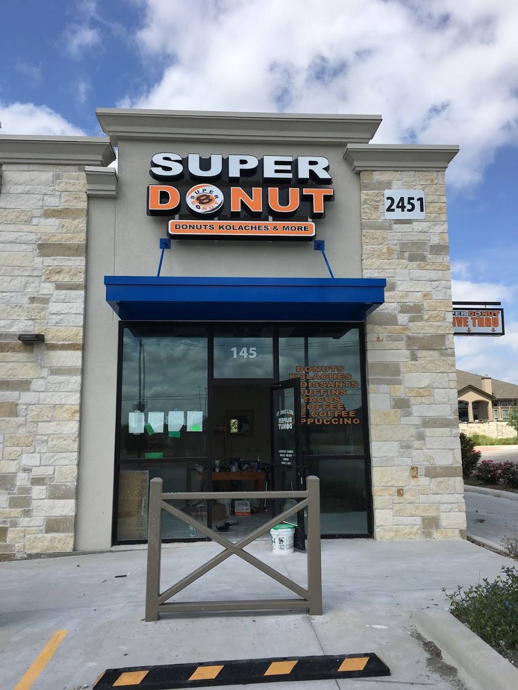 Super Donuts | 2451 FM1103 #145, Cibolo, TX 78108 | Phone: (210) 468-2111