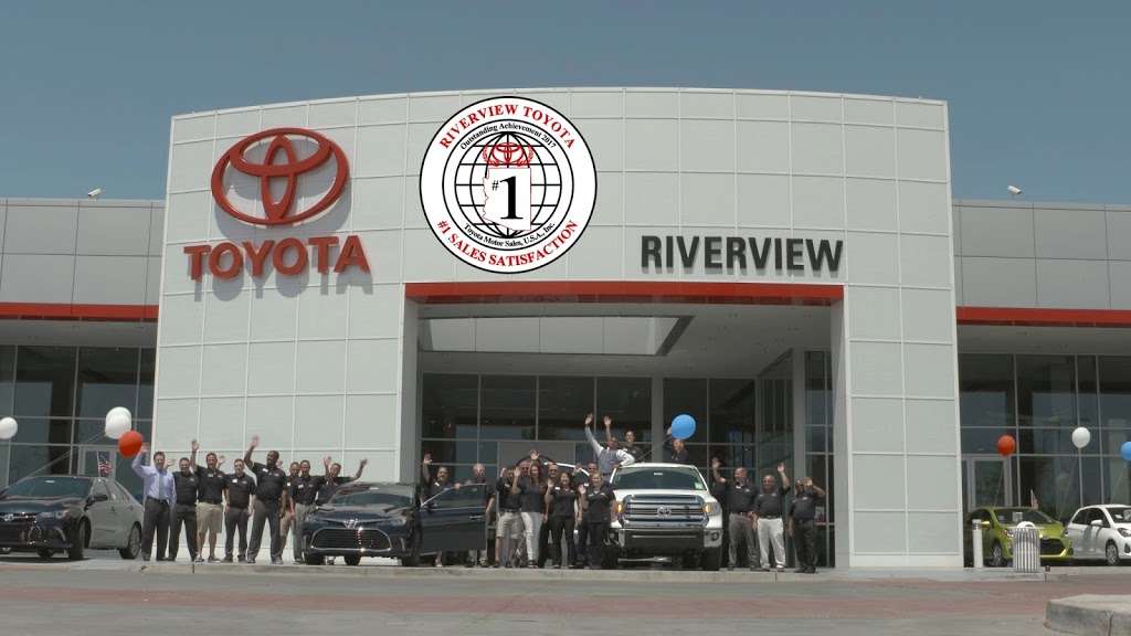 Berges Riverview Toyota | 2020 Riverview Auto Dr, Mesa, AZ 85201, USA | Phone: (480) 655-4400
