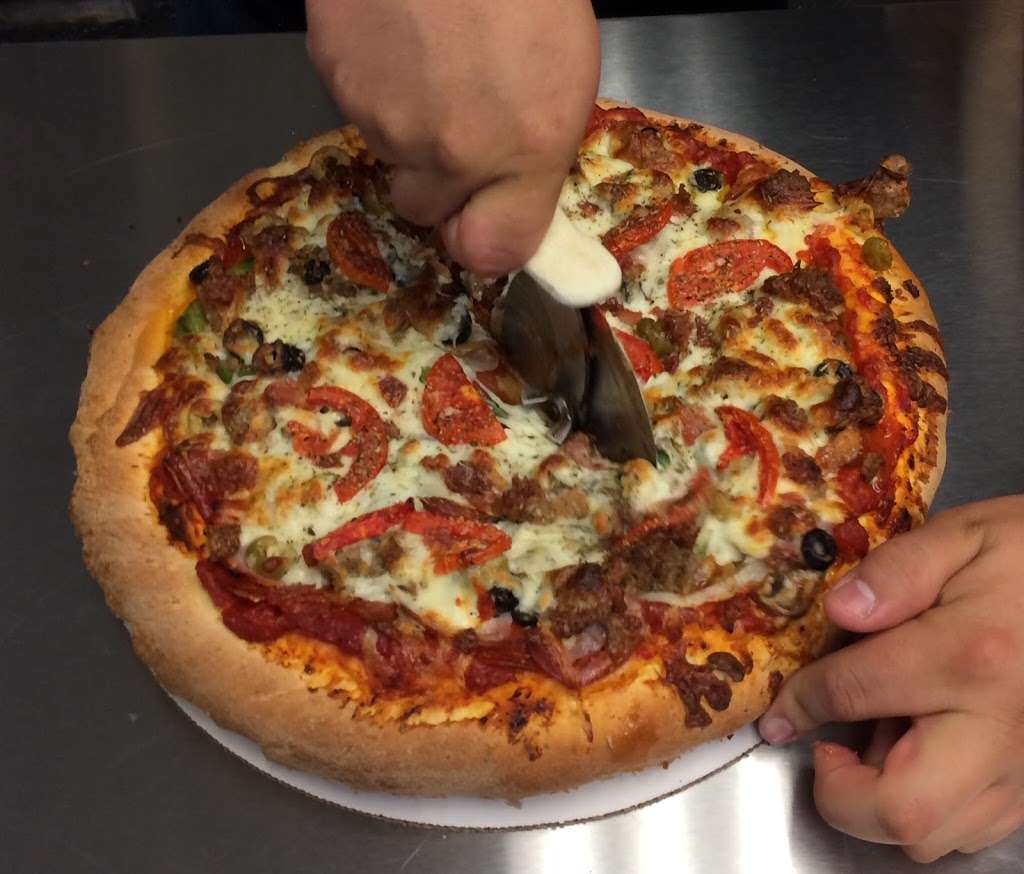 Rosatis Pizza | 118 E Bethel Dr B, Bourbonnais, IL 60914, USA | Phone: (815) 932-2700