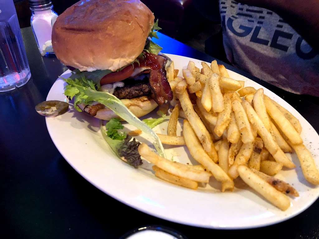 Sports Page Food & Spirits | 8400 Bellhaven Blvd # H, Charlotte, NC 28216 | Phone: (704) 399-4417