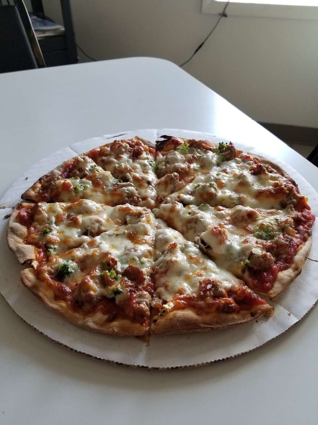 Tonys Pizza | 3302 Sheridan Rd, Zion, IL 60099, USA | Phone: (847) 731-7777