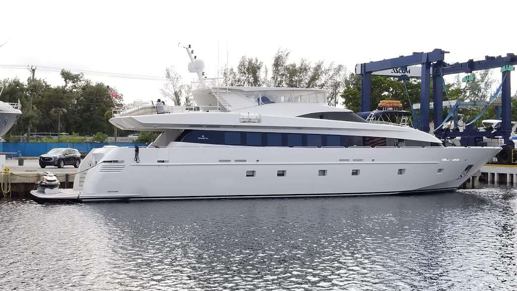 Jones Boat Yard Inc | 3399 NW S River Dr, Miami, FL 33142, USA | Phone: (305) 635-0891