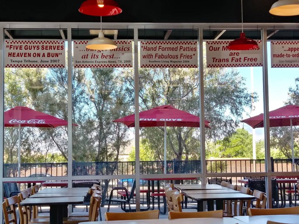 Five Guys | 1121 Unser Blvd SE, Rio Rancho, NM 87124, USA | Phone: (505) 896-9700