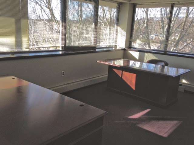 Executive Suites of Philmont Avenue | 3103 Philmont Ave, Huntingdon Valley, PA 19006, USA | Phone: (215) 947-3300