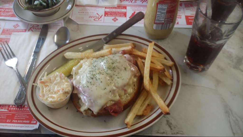 Roadside Diner | 5016 NJ-33, Wall Township, NJ 07727, USA | Phone: (732) 919-1199