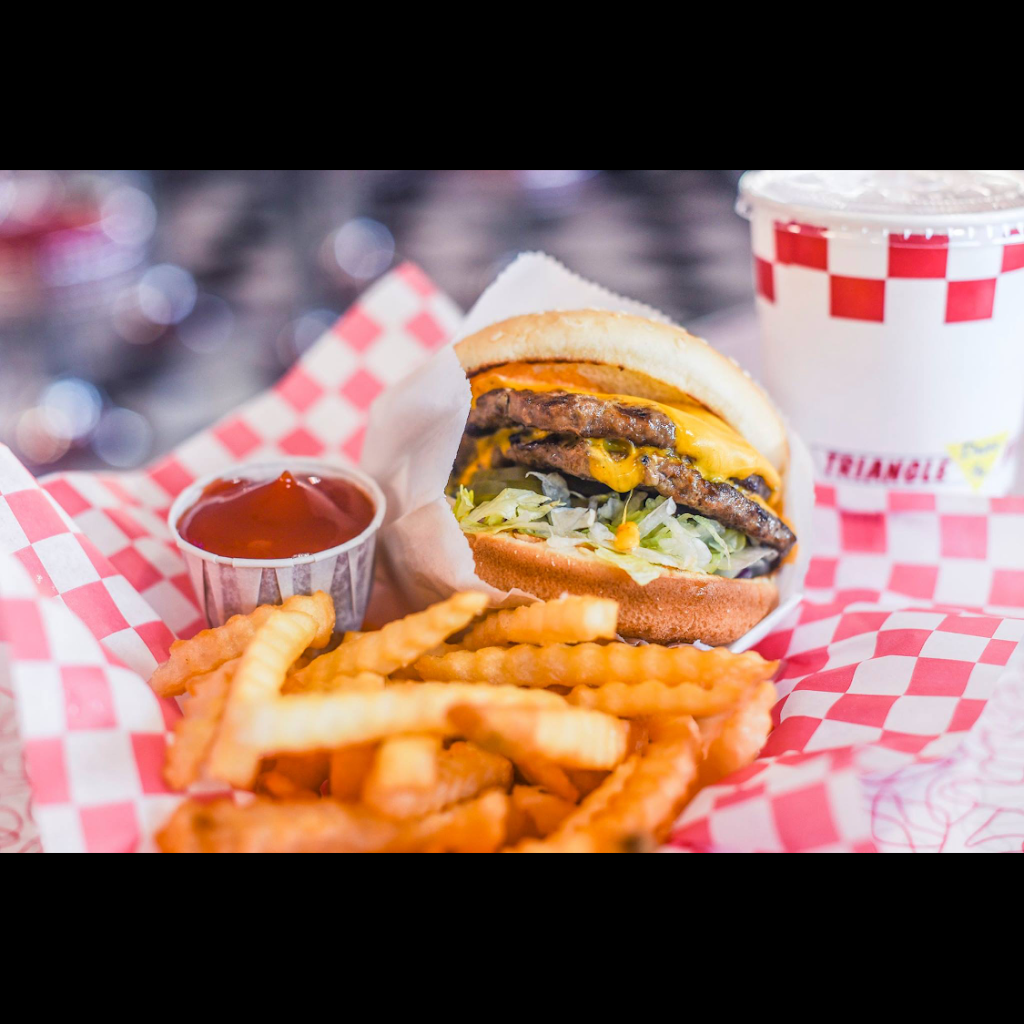 Triangle Drive In | 240 W Shaw Ave, Clovis, CA 93612, USA | Phone: (559) 472-3049