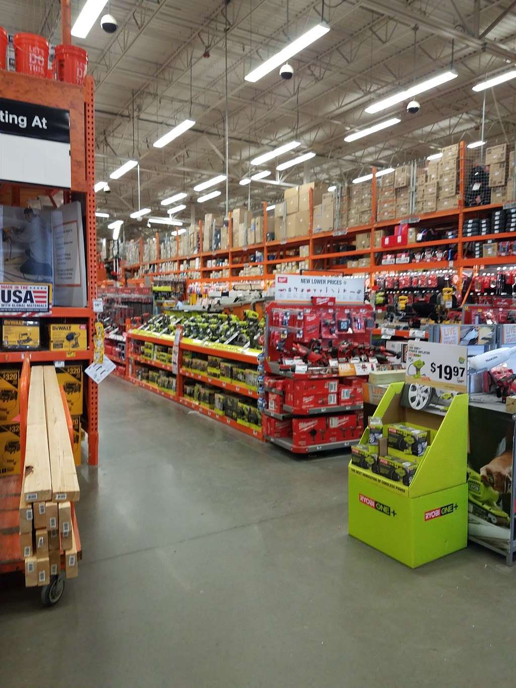 The Home Depot | 111 E Linwood Blvd, Kansas City, MO 64111, USA | Phone: (816) 931-7434