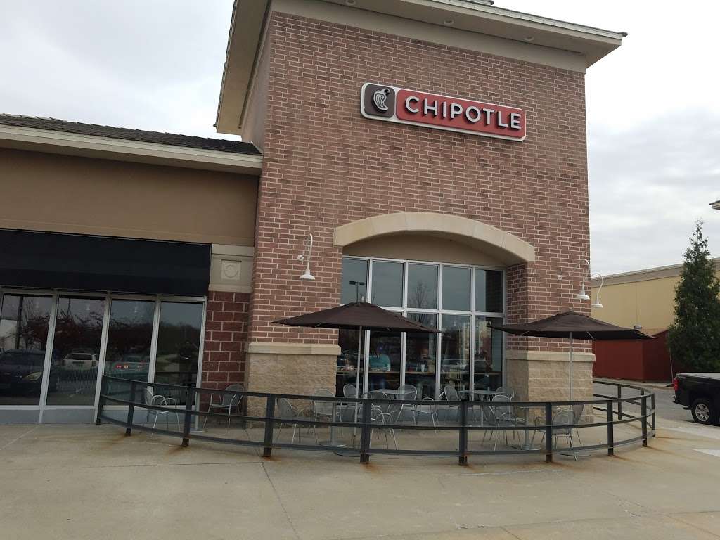 Chipotle Mexican Grill | 1716 NW Chipman Rd, Lees Summit, MO 64081 | Phone: (816) 246-0505