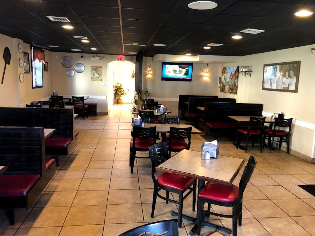 Two Cousins Pizza | 2845 Willow Street Pike, Willow Street, PA 17584, USA | Phone: (717) 464-0777